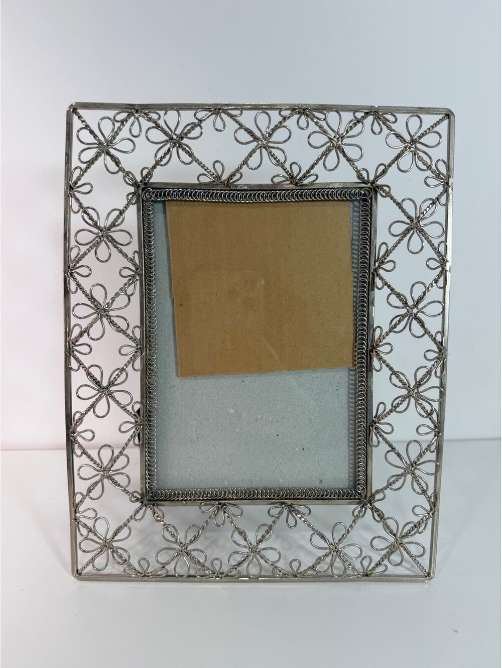 Silver tone wire flower picture frame